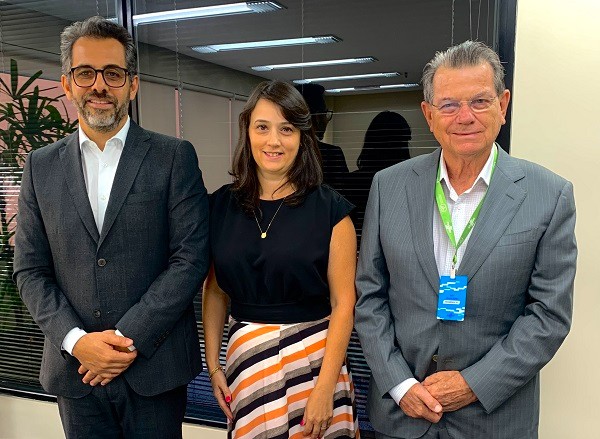 Aproximação com empresas de serviços contábeis